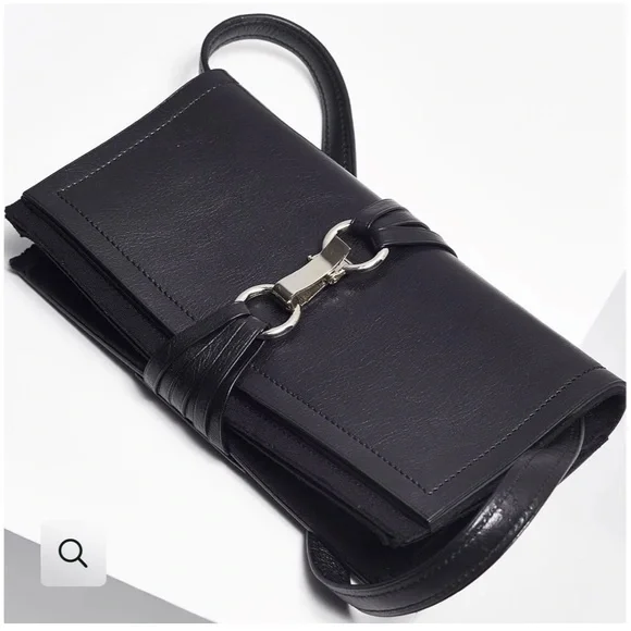 MARRIE SAINT PIERRE black leather purse - Picture 2 of 10